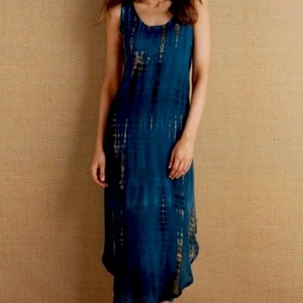 Soft surroundings Found Paradise Navy blue tie dye dress.